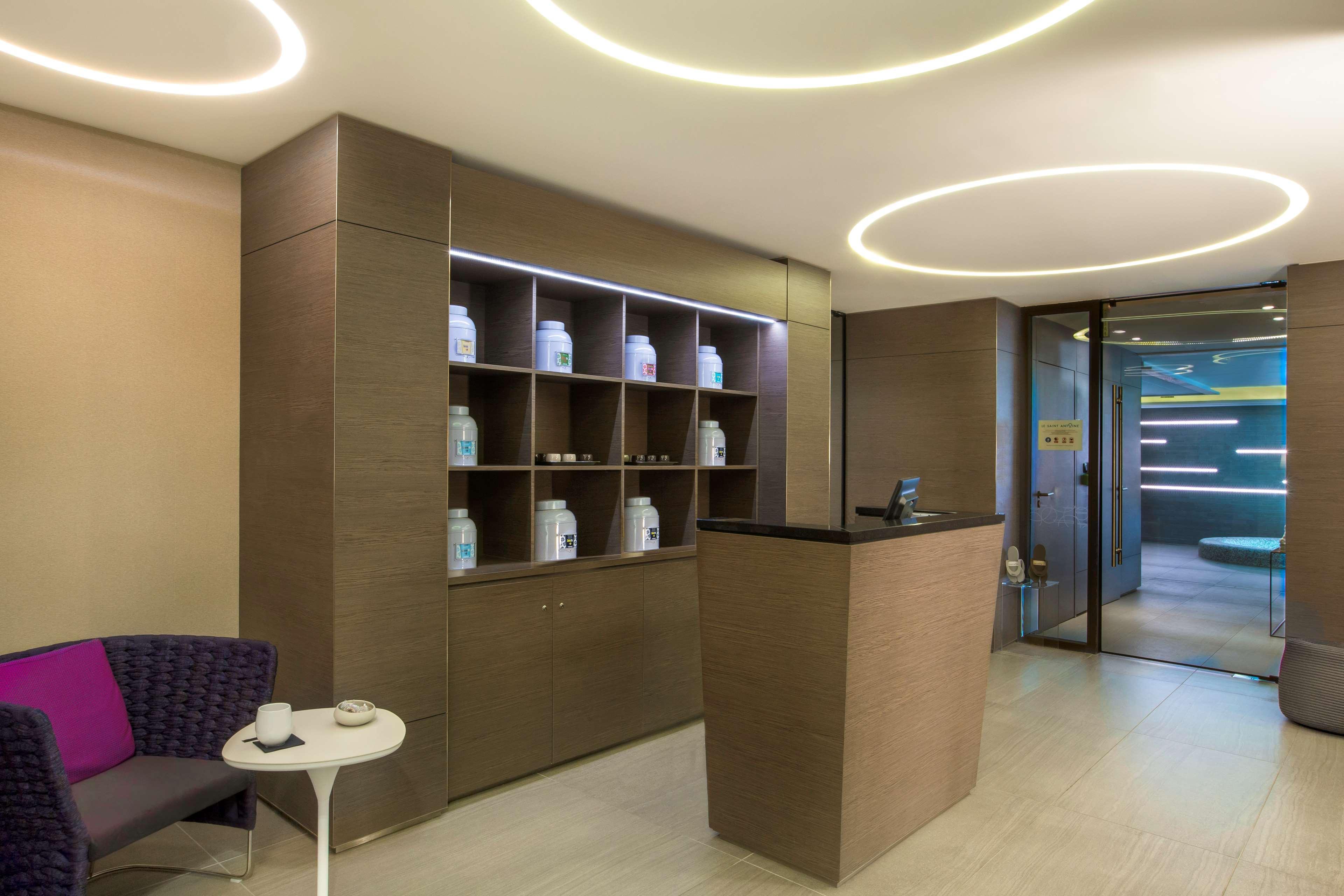 BW Premier Collection Le Saint Antoine Hotel Et Spa Rennes Bagian luar foto