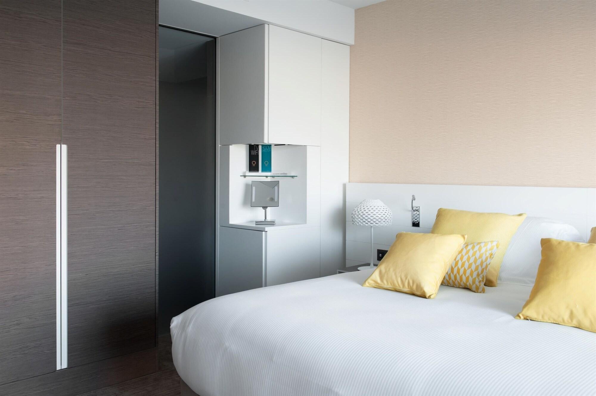 BW Premier Collection Le Saint Antoine Hotel Et Spa Rennes Bagian luar foto